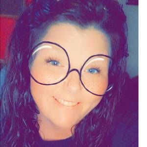 Meet your Posher, Leanne